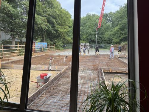IGL-Anbau: das Fundament wird gegossen